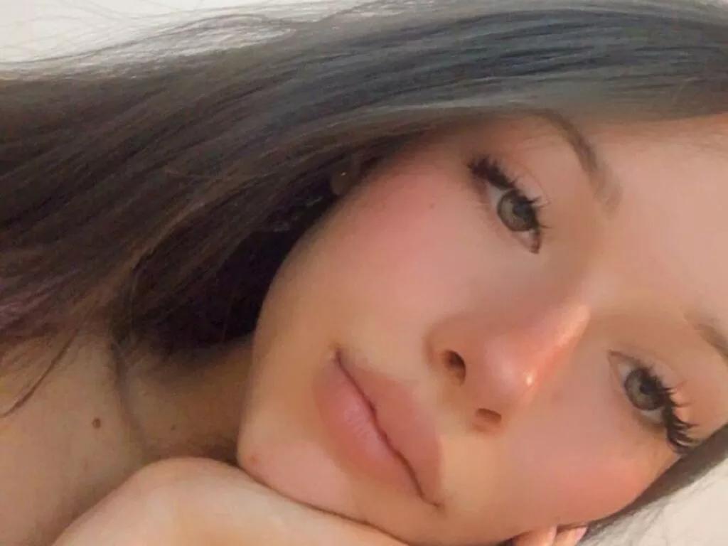 HannahMartinez from LiveJasmin
