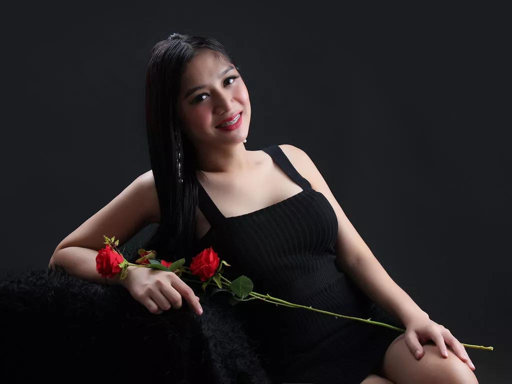 IngridLamour from LiveJasmin