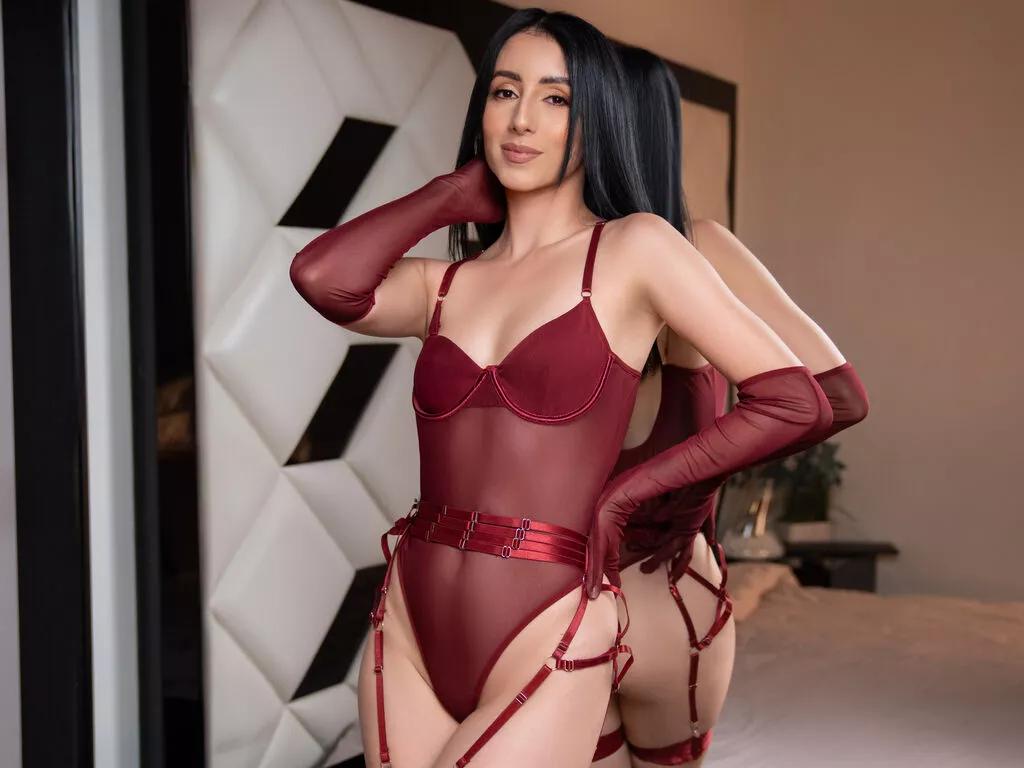 IsabellaBali from LiveJasmin