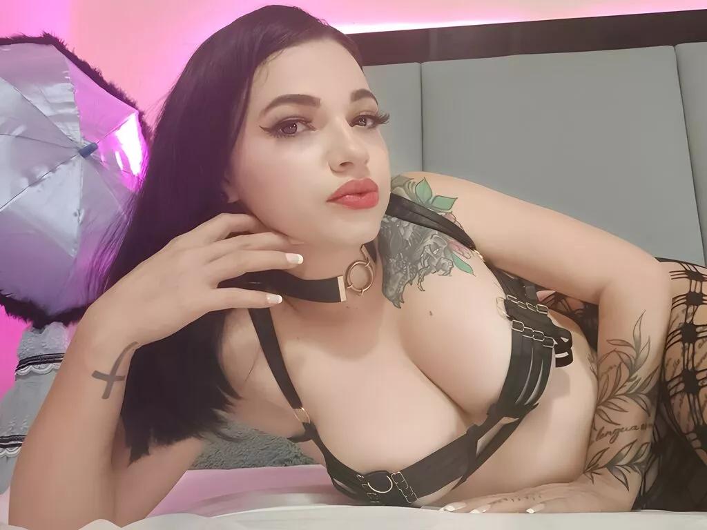 KenniaStone from LiveJasmin