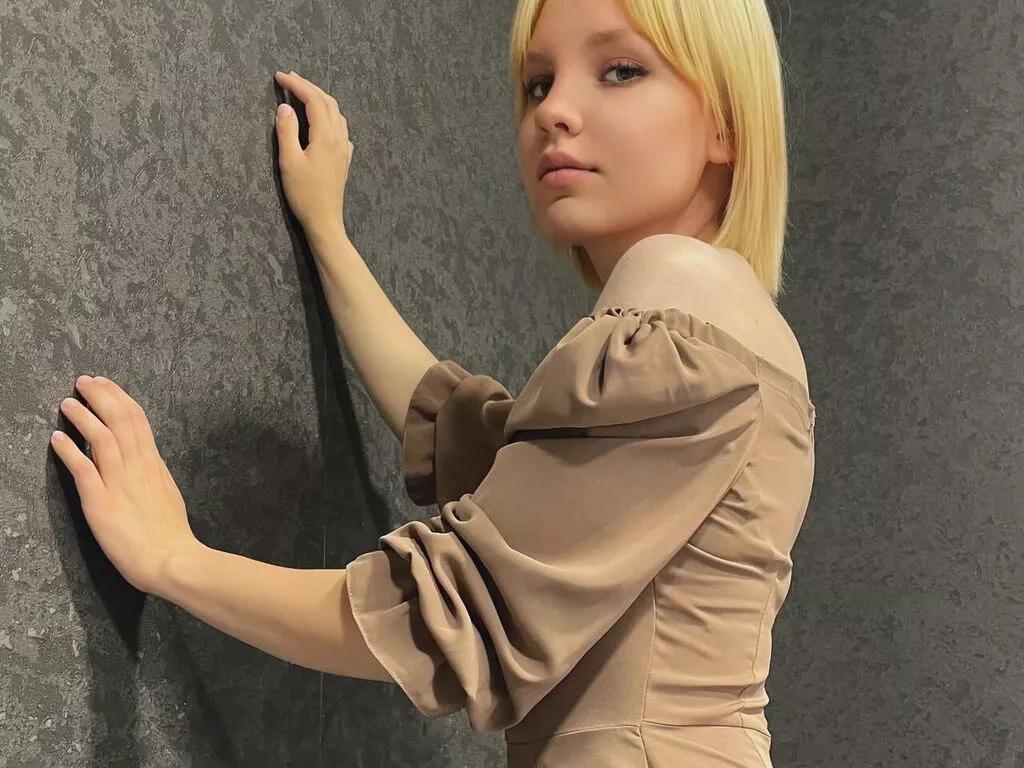 KristyPire on LiveJasmin