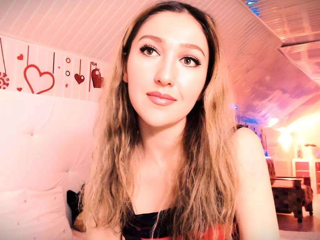 LoveraFenixan from LiveJasmin