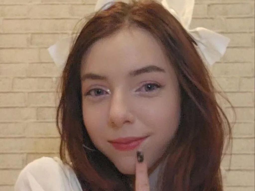 Roselines from LiveJasmin