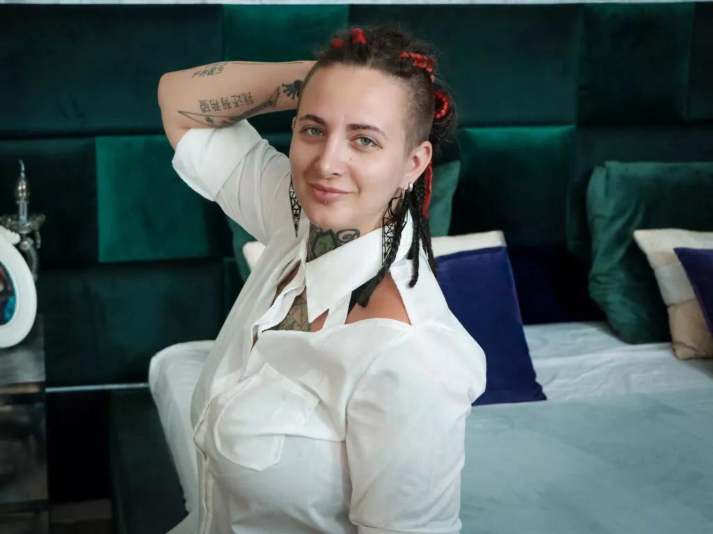 SelenasJones from LiveJasmin