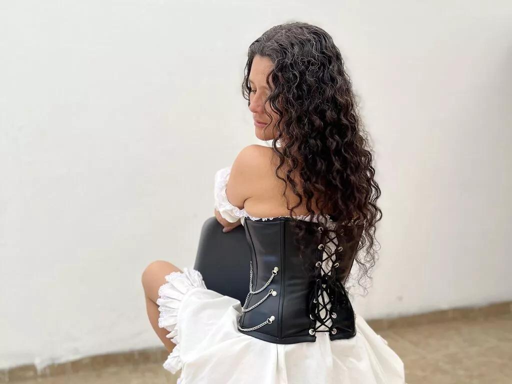 SereneReymond from LiveJasmin