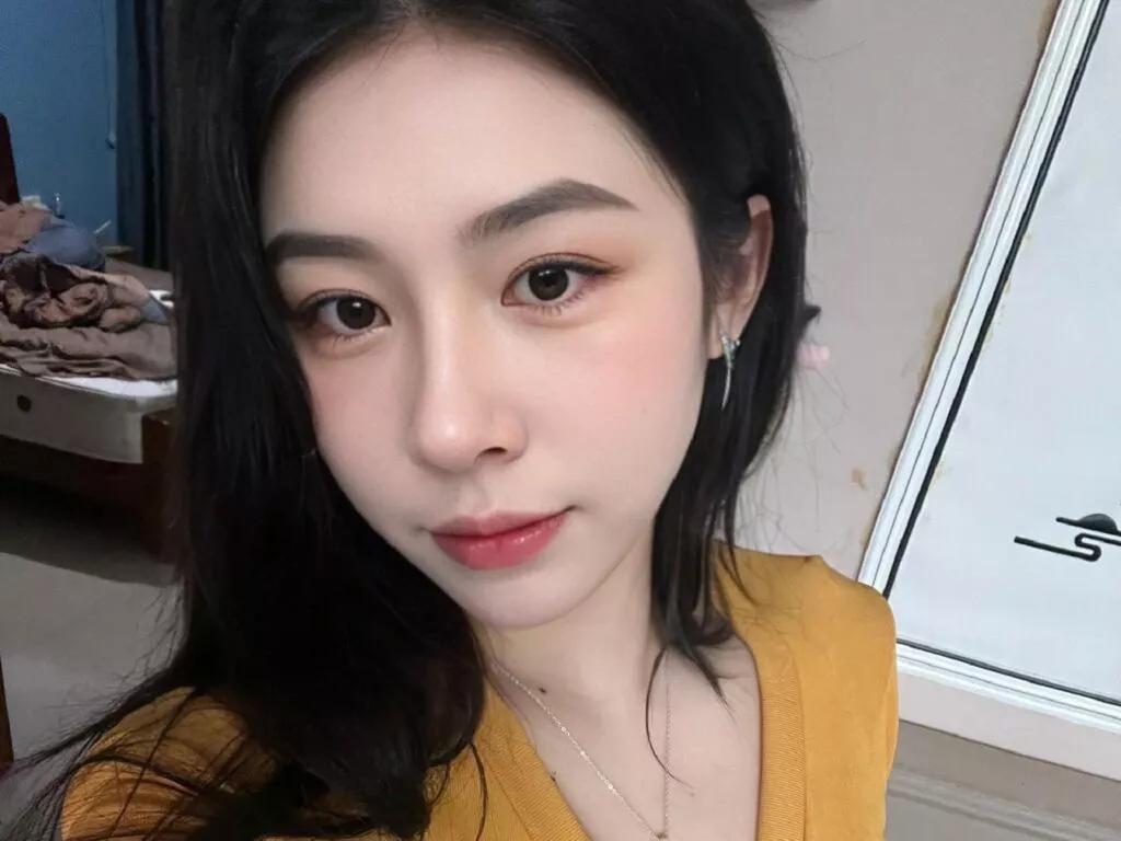 ShirleyEva from LiveJasmin