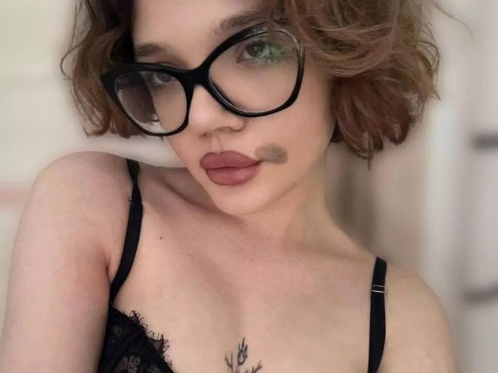 StephanieBrook from LiveJasmin