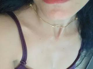 Aaliya22 from Streamate