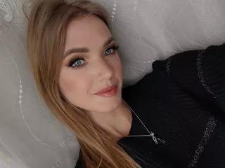 Alyonaqueenn from Streamate