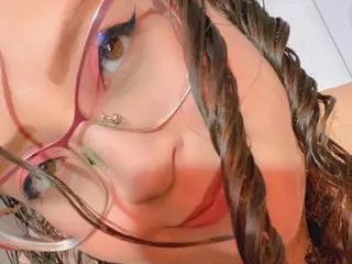 Amberbedoya_18 from Streamate