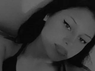 Ashlyrouse69 from Streamate