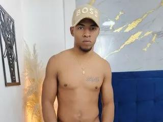 Darwin_Romeros from Streamate