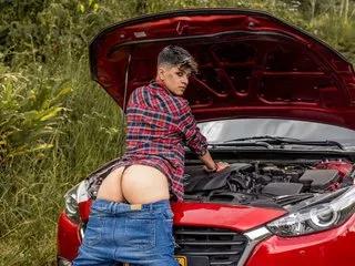 Dassroman from Streamate