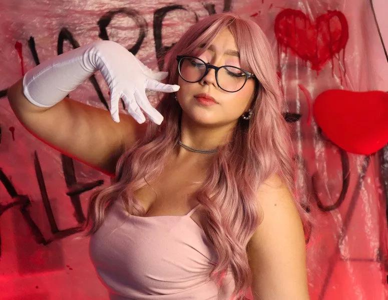 LittleAng43l from Streamate