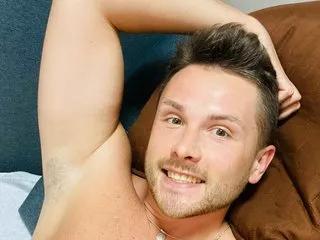 MartinBrandon25 from Streamate