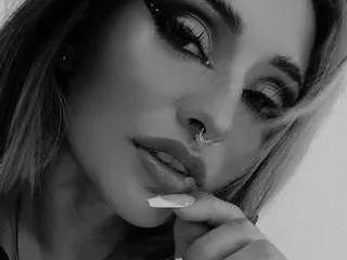 NandaVixen from Streamate