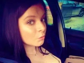 NaughtyWifeUK from Streamate