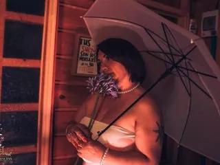 sellene39 from Streamate