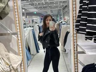StefiRouge from Streamate