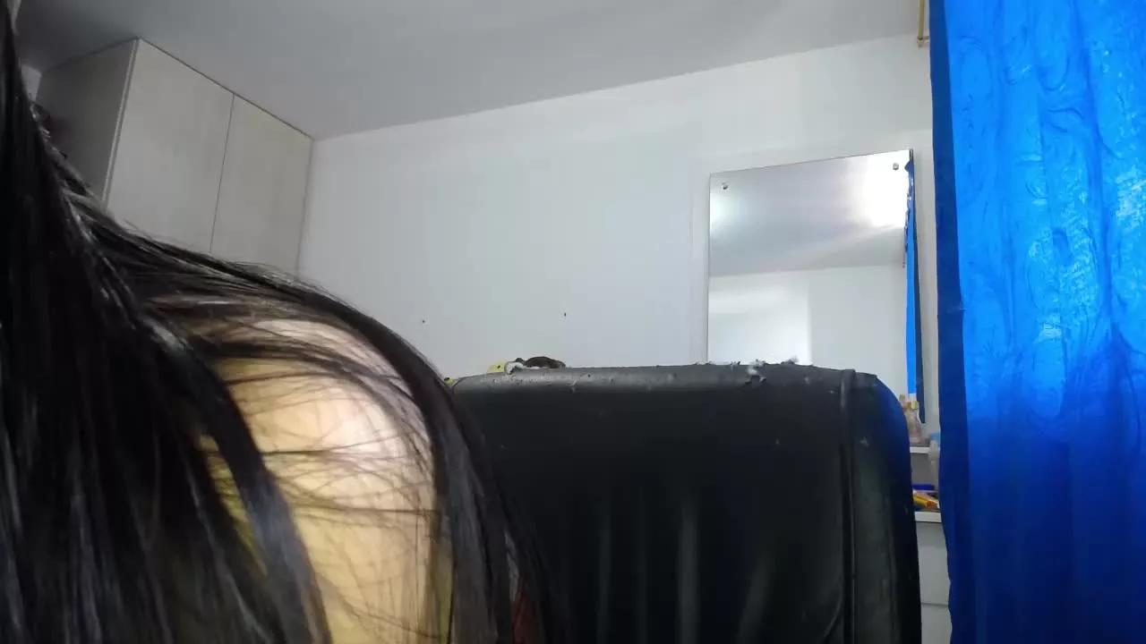 alaine_26 from Streamray