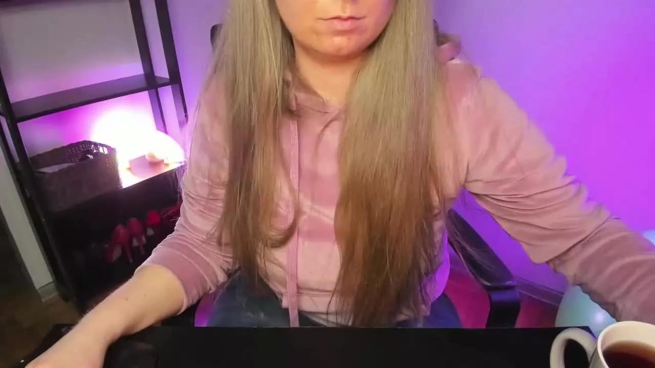 Alenapretty from Streamray