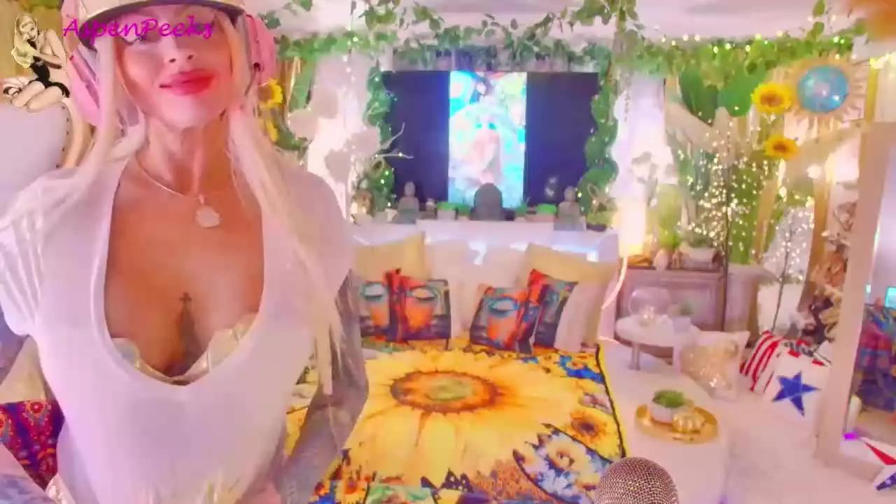 AspenPeeks on Streamray