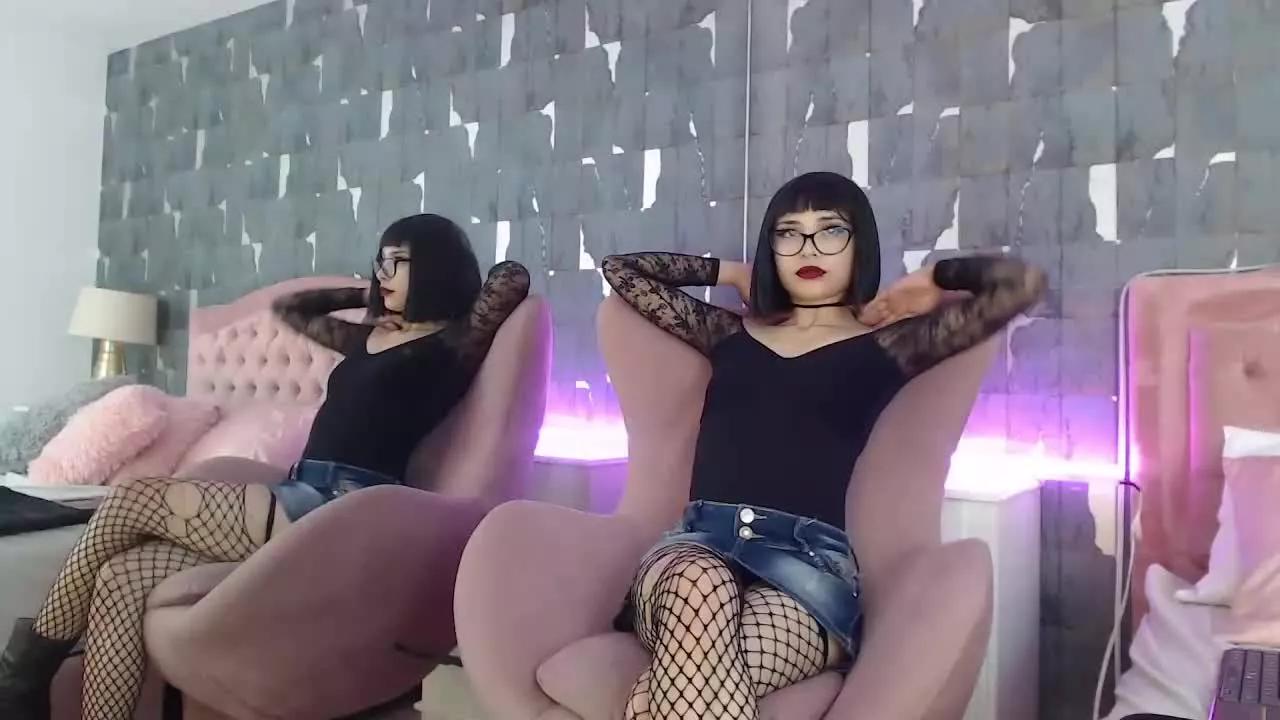 EvyEmber from Streamray