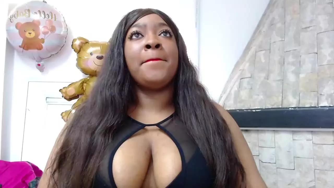 YanhaEbony from Streamray