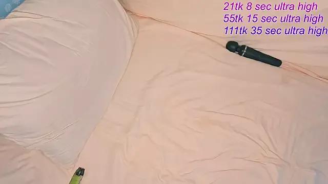 __KawaiiYuki__ from StripChat