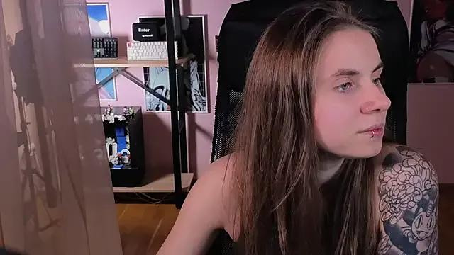 _AnnaStark_ from StripChat