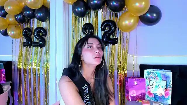_HAANNAH_ from StripChat