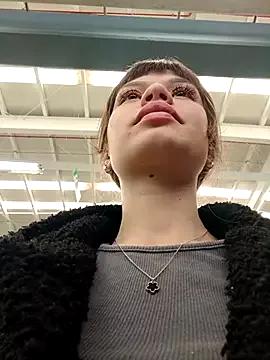_Isabella-7 from StripChat