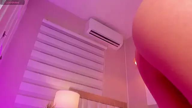 _paula_x from StripChat