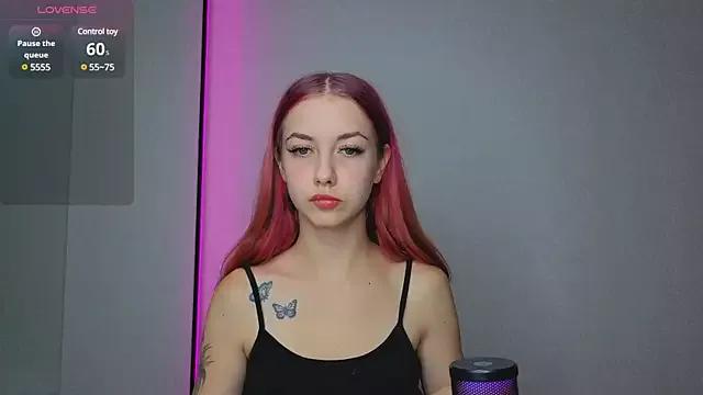 A_Karolina from StripChat