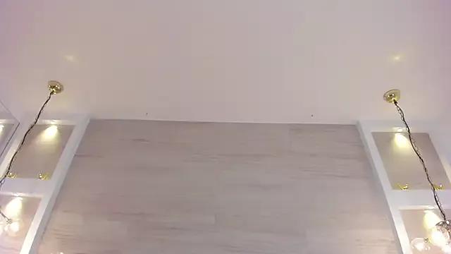 adara_scot from StripChat