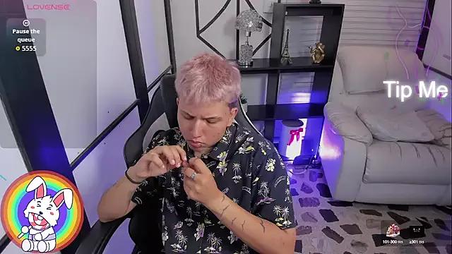 AlanRed_ from StripChat