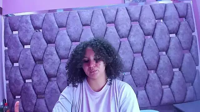 AlaSmith from StripChat
