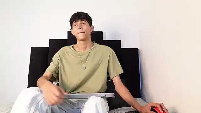 alexmark_ from StripChat