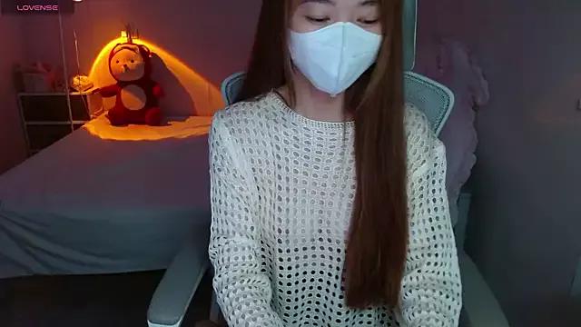 Naked Room Alina_MissAsian 