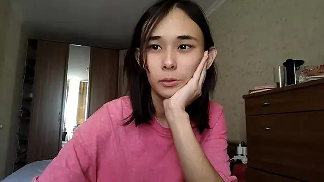 Alvawyand from StripChat