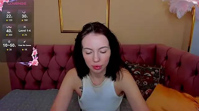 AmandaFields from StripChat