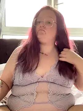 AmberBliss-X from StripChat is Freechat