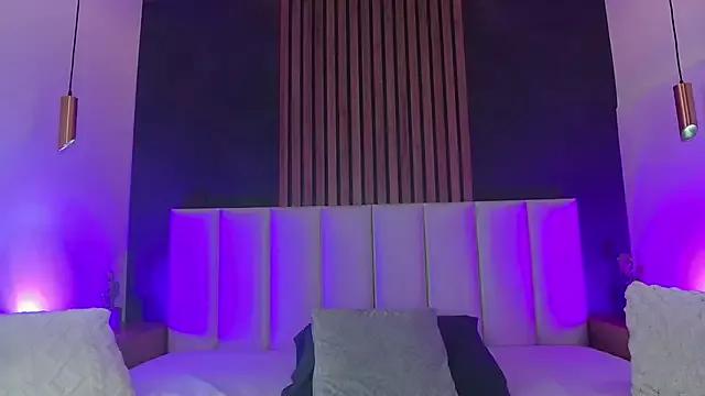 Naked Room AmyPalmmer 