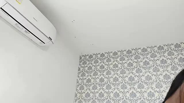AmyyRossee_ from StripChat