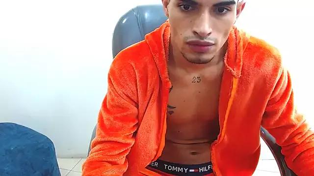 Naked Room ariess_king 