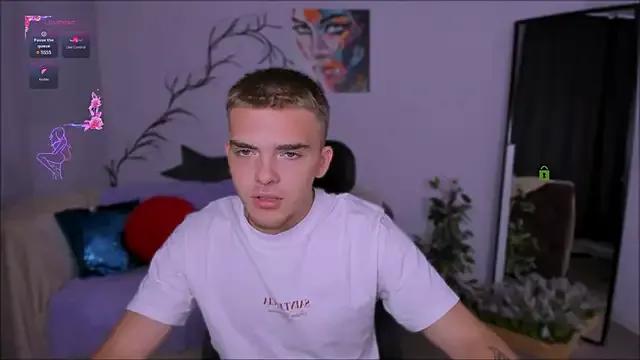 Naked Room aron_black_ 
