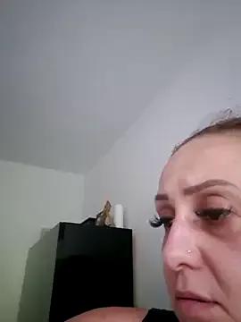 AvaLloyd from StripChat