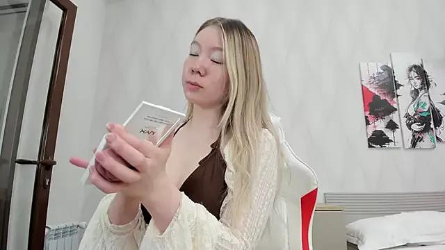 Babby_Rabbit from StripChat