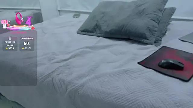 BeccaReedd from StripChat