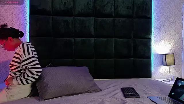 BeccaReedd from StripChat